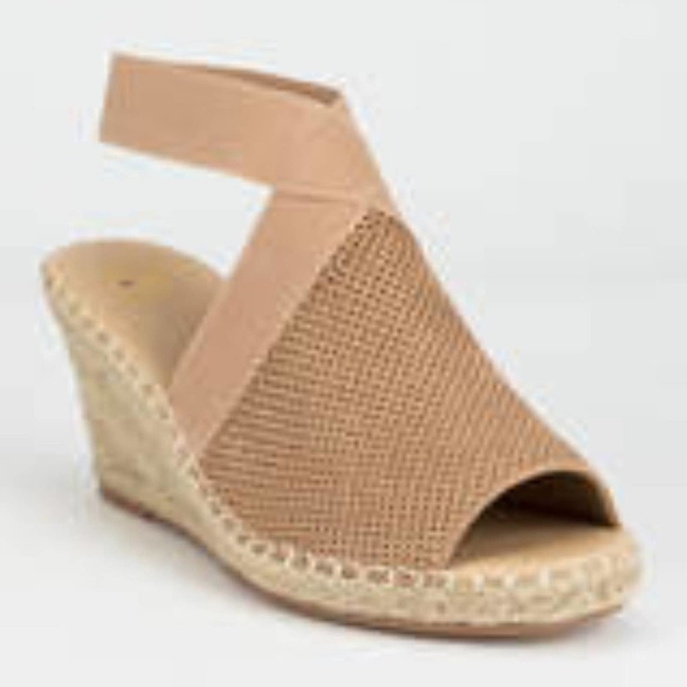 NEW Tan Espadrille Wedges - Picture 4 of 8